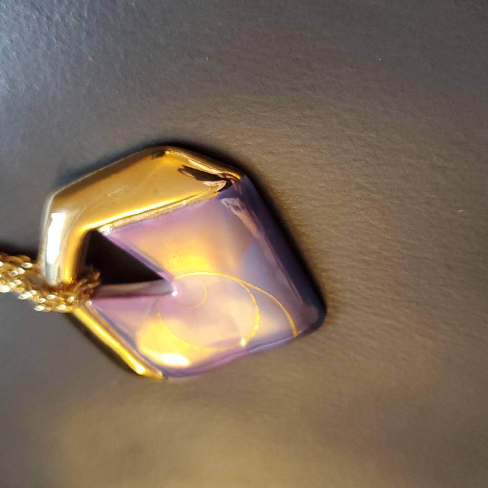 Vintage Gold Purple Blue Hand Painted Artist Signed Geometric Pendant Necklace - Picture 4 of 12